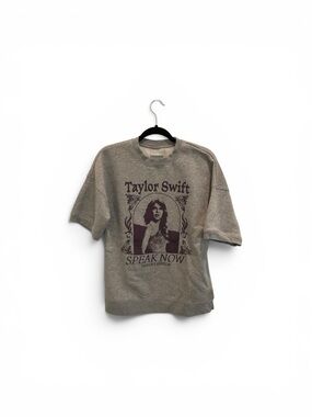 Taylor Swift fleece showery sleeve sweatshirt